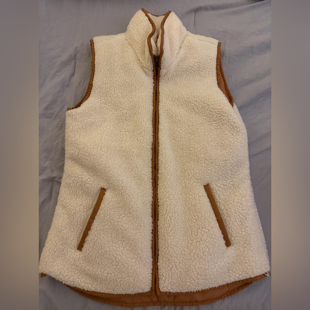 Old Navy Women's Sherpa Vest New